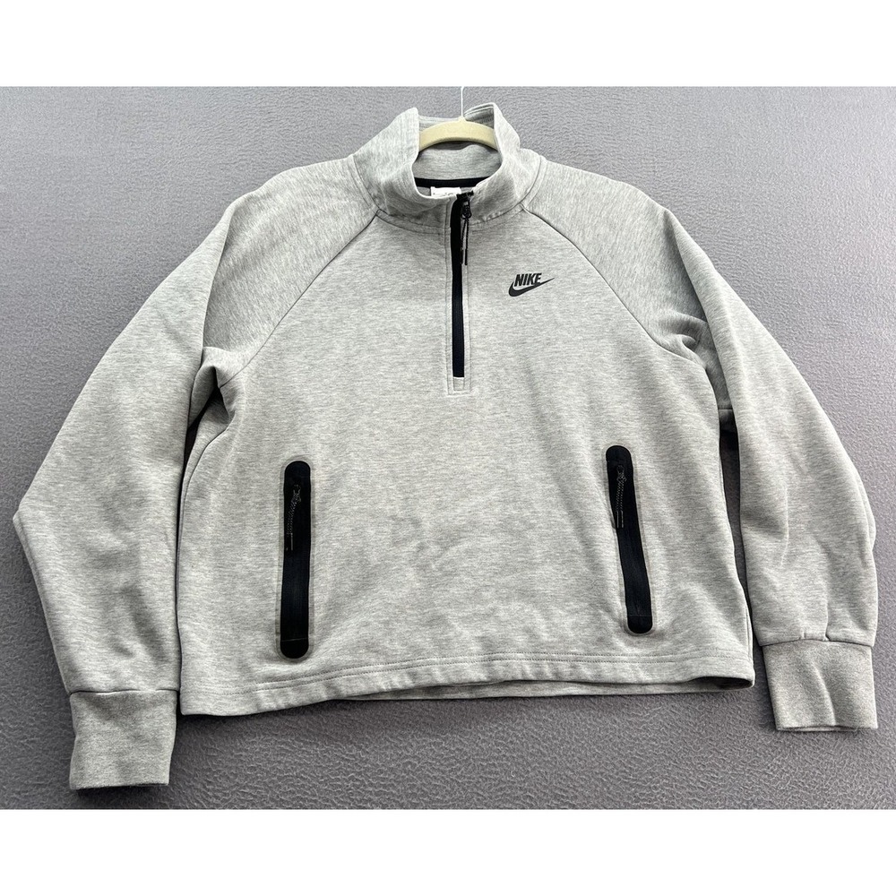 Nike Sweatshirt Mens Medium Gray 1/2 Zip Pullover Pockets Cotton Blend Athletic